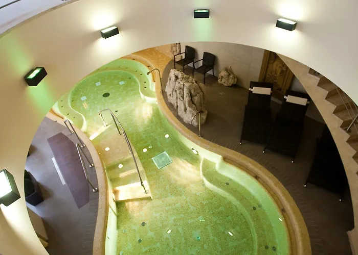 Belvaros Apartman&spa *